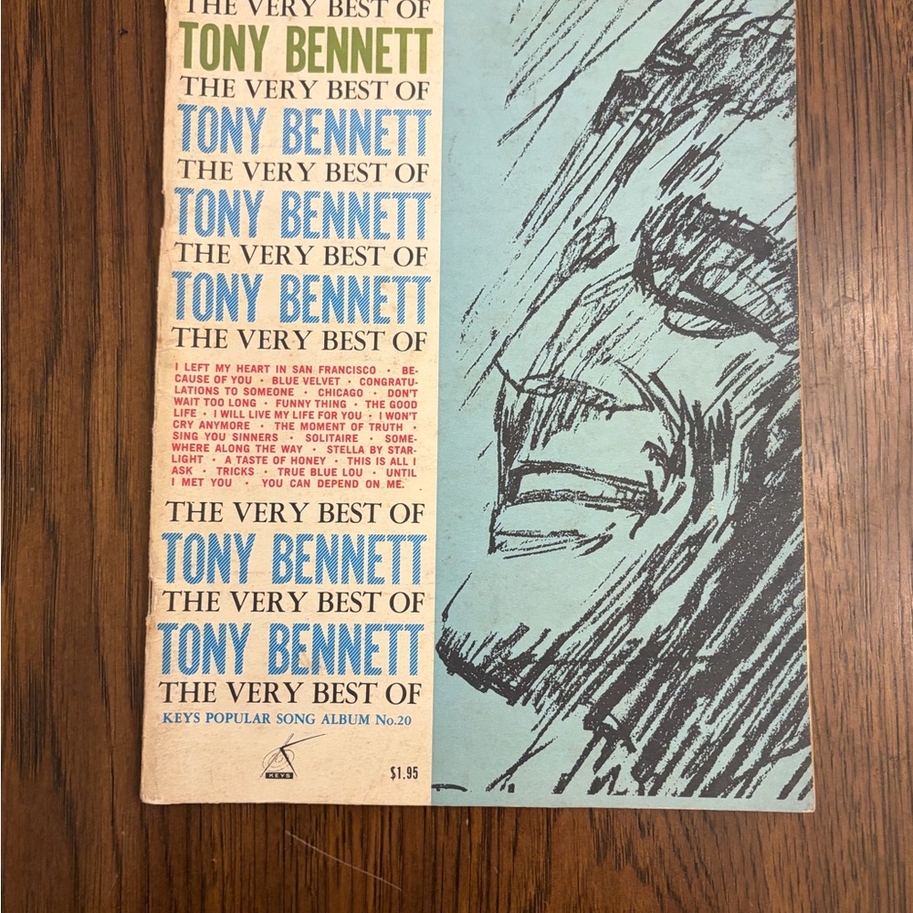 The Very Best of Tony Bennett soft cover Songbook vintage.
